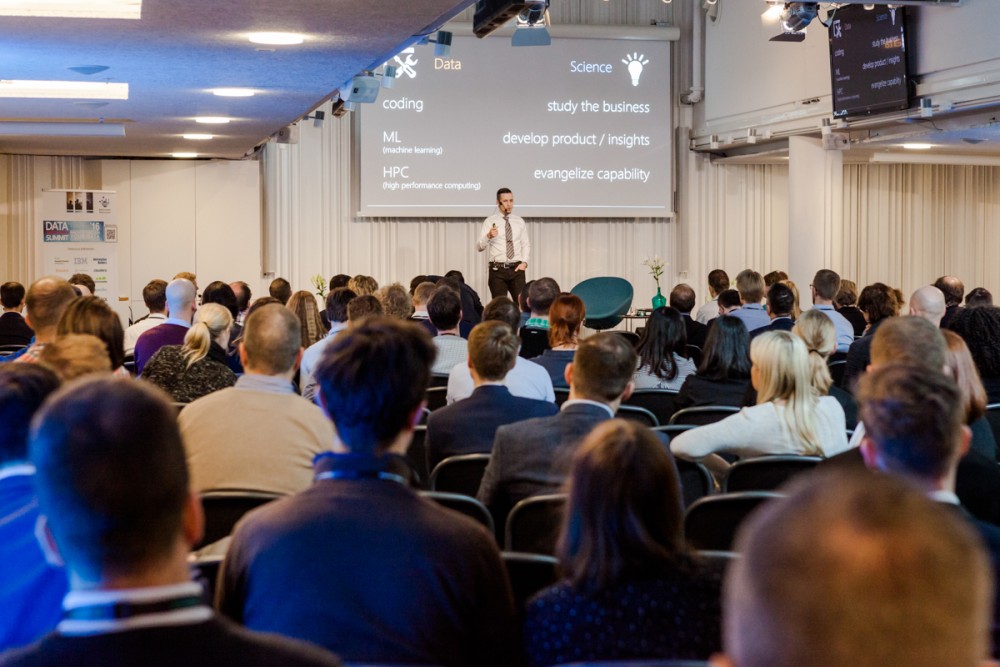 Data Innovation Summit: 5 years of data and analytics journey (2016)
