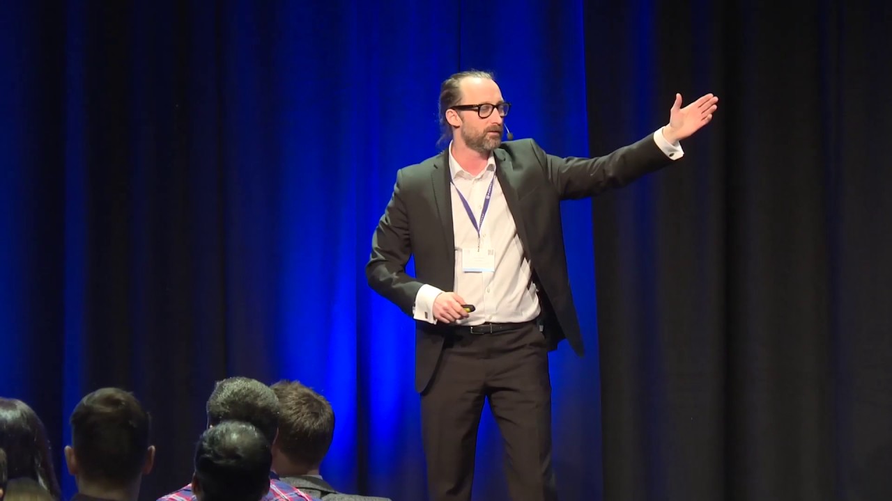 Mastering The Data Value Chain - Henrik Göthberg